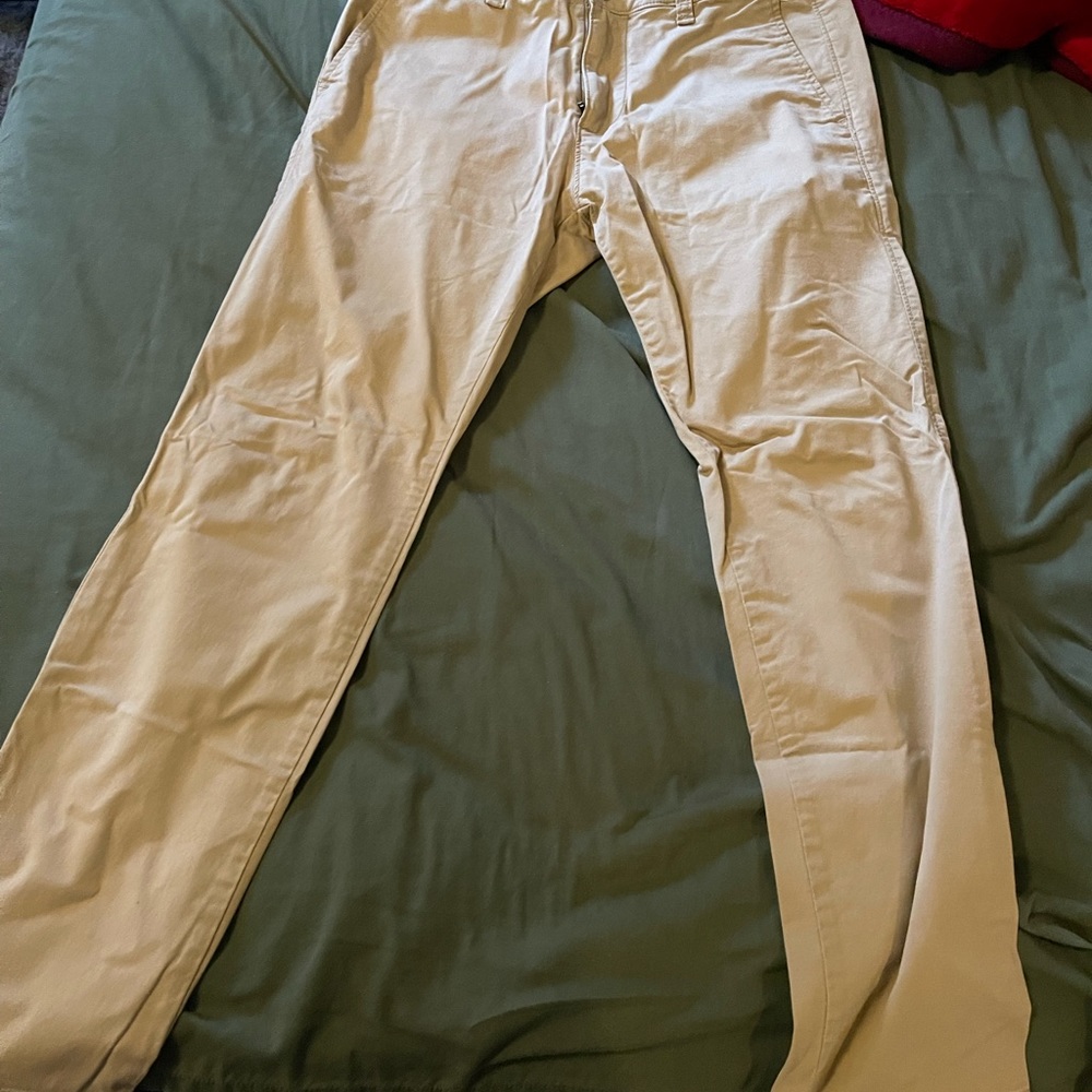 Hollister Khaki Chino (Skinny) 28x30